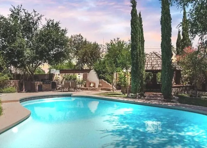 Calm Desert Oasis, Heated Pool, Game *